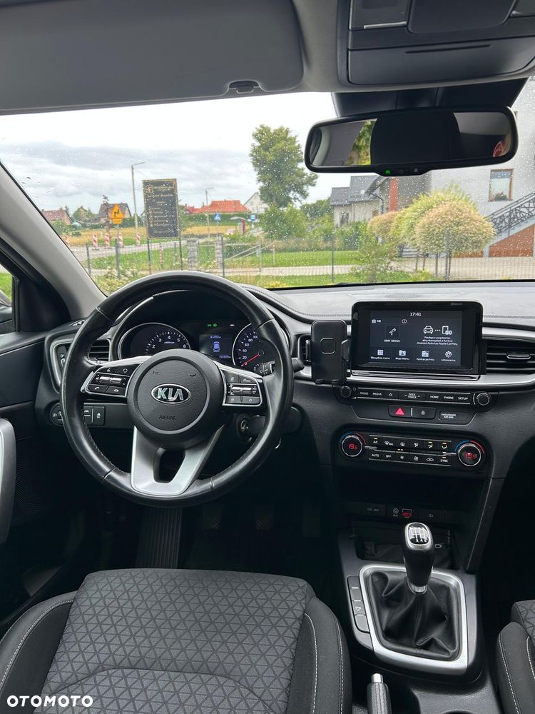 Kia Ceed 1.4 L - 4