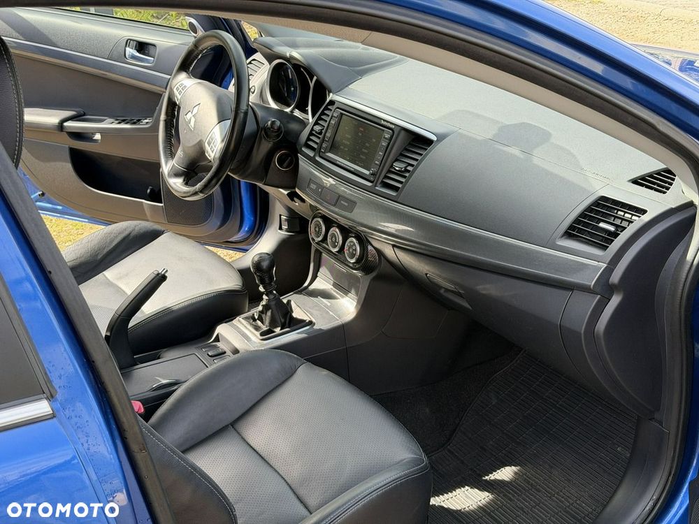 Mitsubishi Lancer - 15