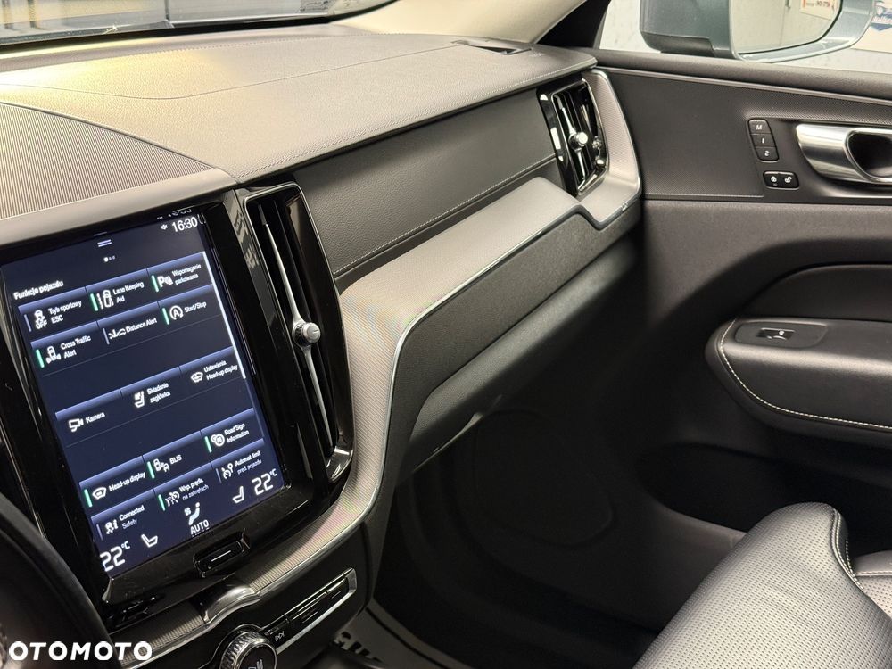 Volvo XC 60 B4 B Inscription - 19