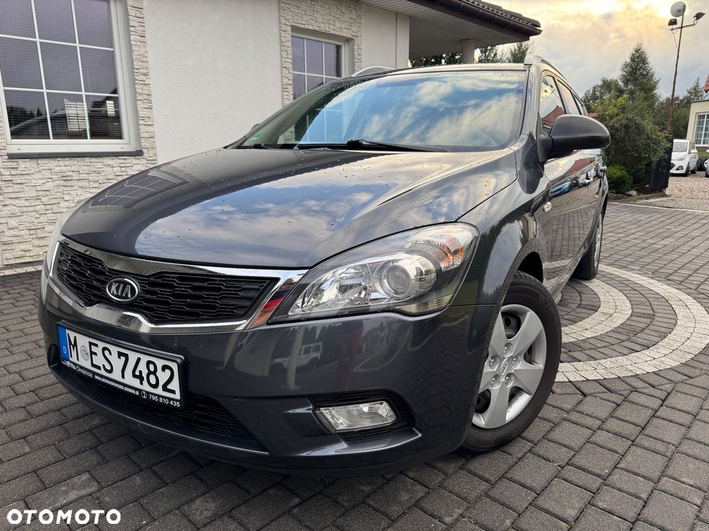 Kia Ceed 1.4 CVVT ISG Spirit - 3
