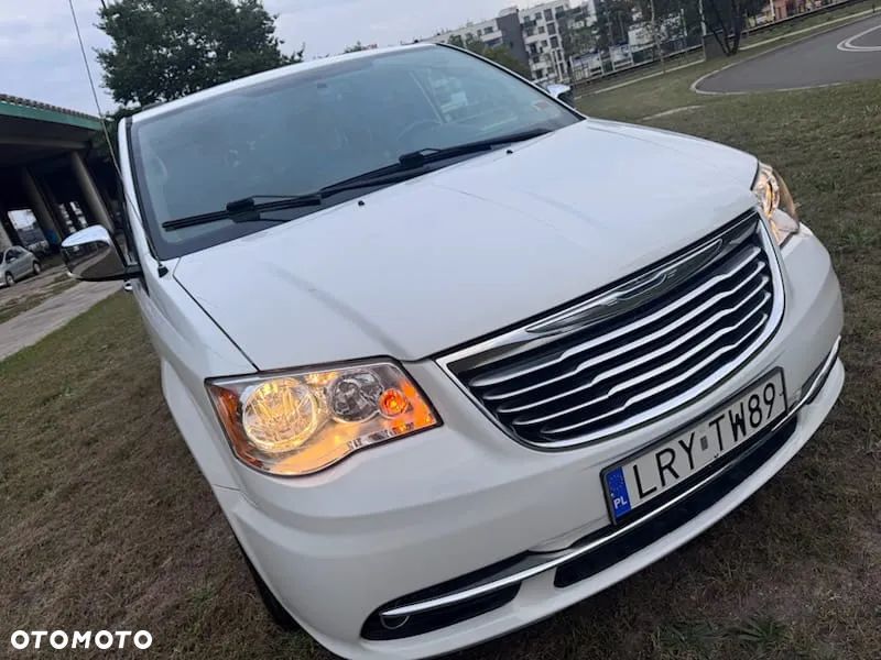 Chrysler Town & Country 3.6 Limited - 3