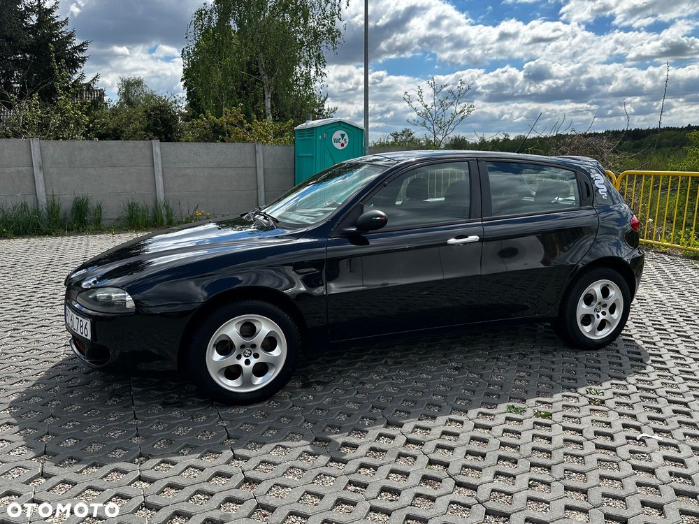 Alfa Romeo 147 1.6 Twin Spark 16V - 9