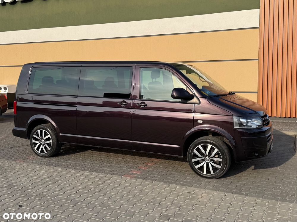 Volkswagen Multivan - 26