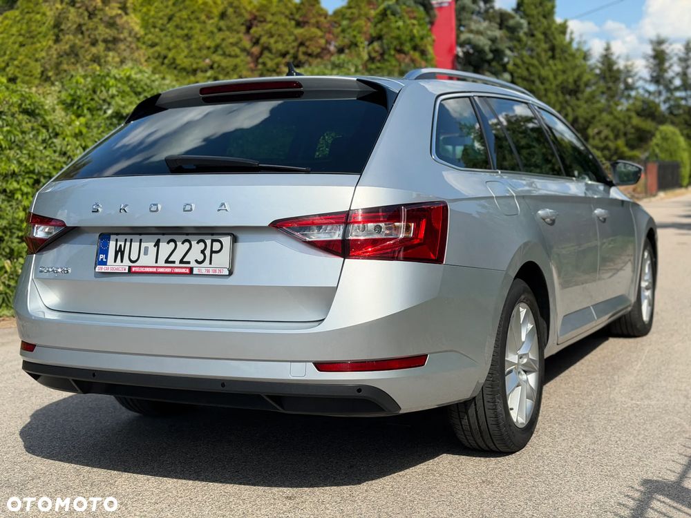 Skoda Superb 2.0 TDI SCR Ambition DSG - 4