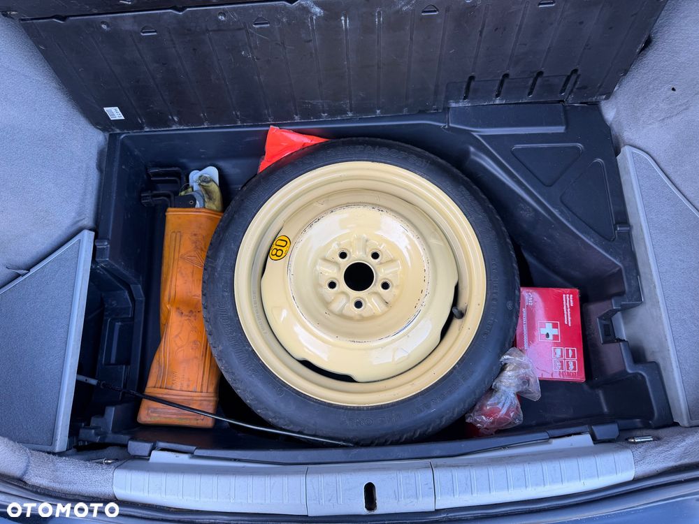 Toyota Prius - 19