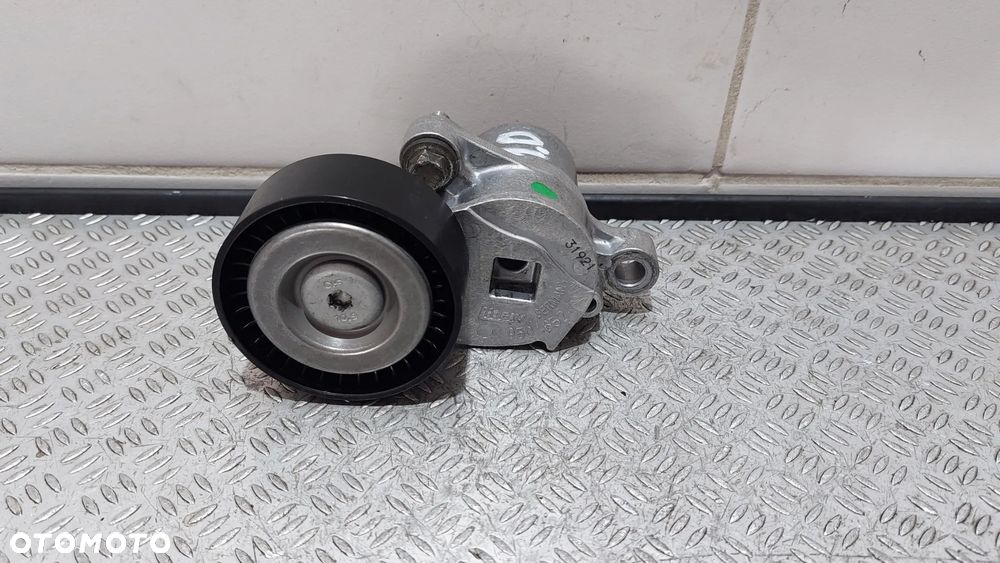 NAPINACZ PASKA ROLKA FORD COURIER 1,0 ECOBOOST R2015 - 2