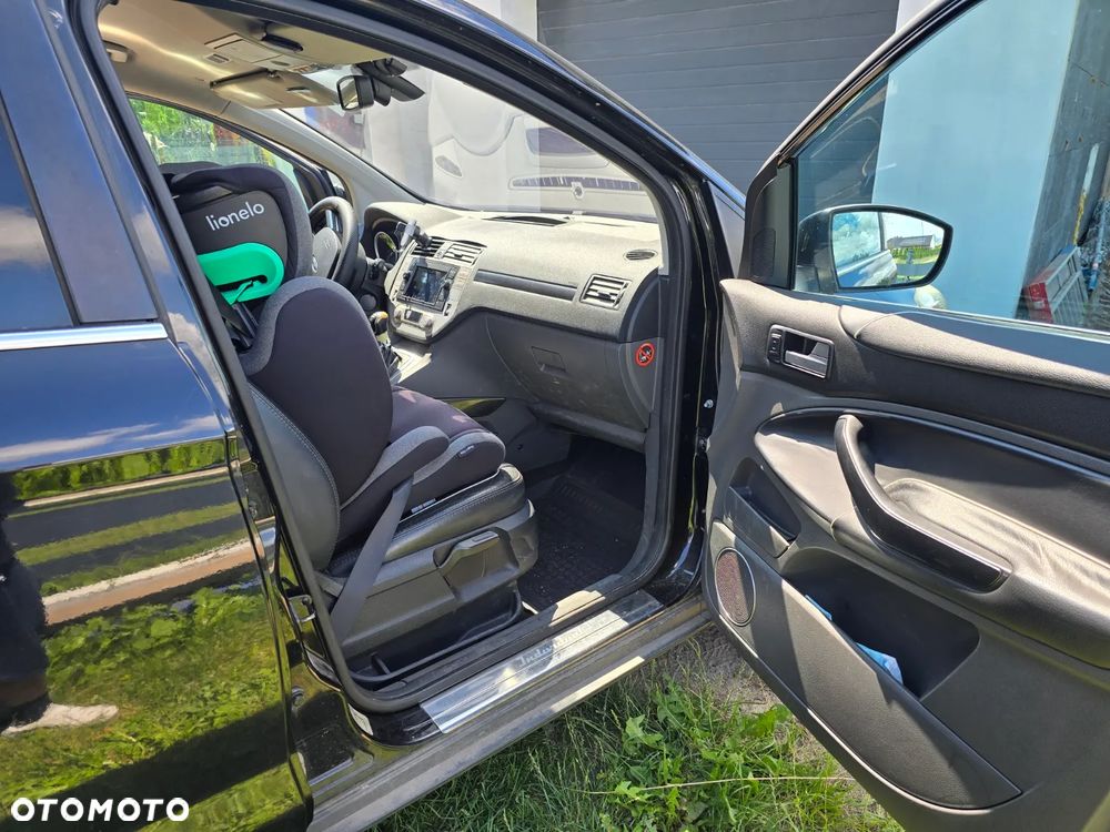 Ford Kuga - 9