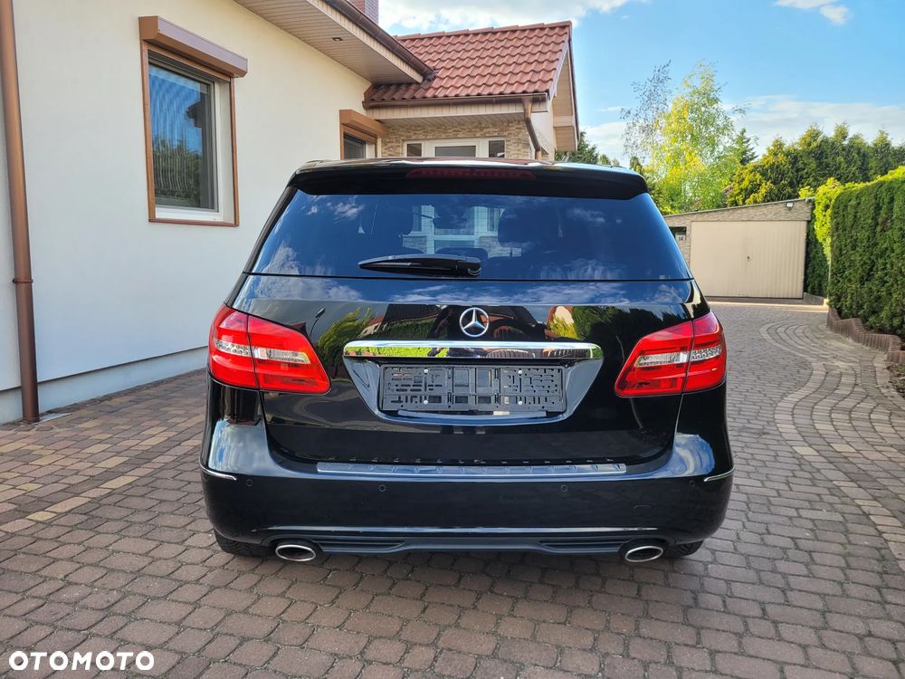 Mercedes-Benz Klasa B 180 CDI (BlueEFFICIENCY) 7G-DCT - 9