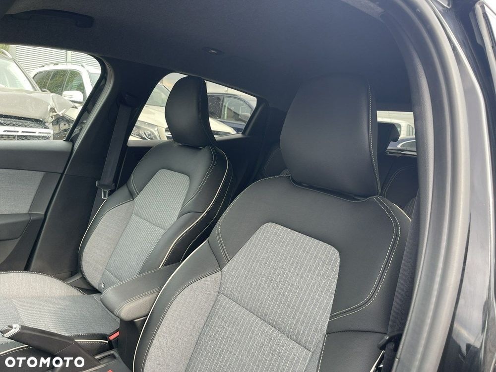 Renault Clio 1.6 E-TECH Techno - 9