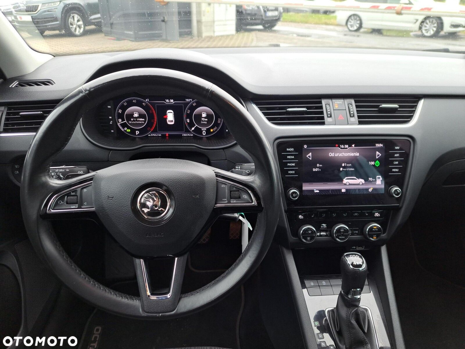 Skoda Octavia 2.0 TDI 4x4 Style DSG - 13