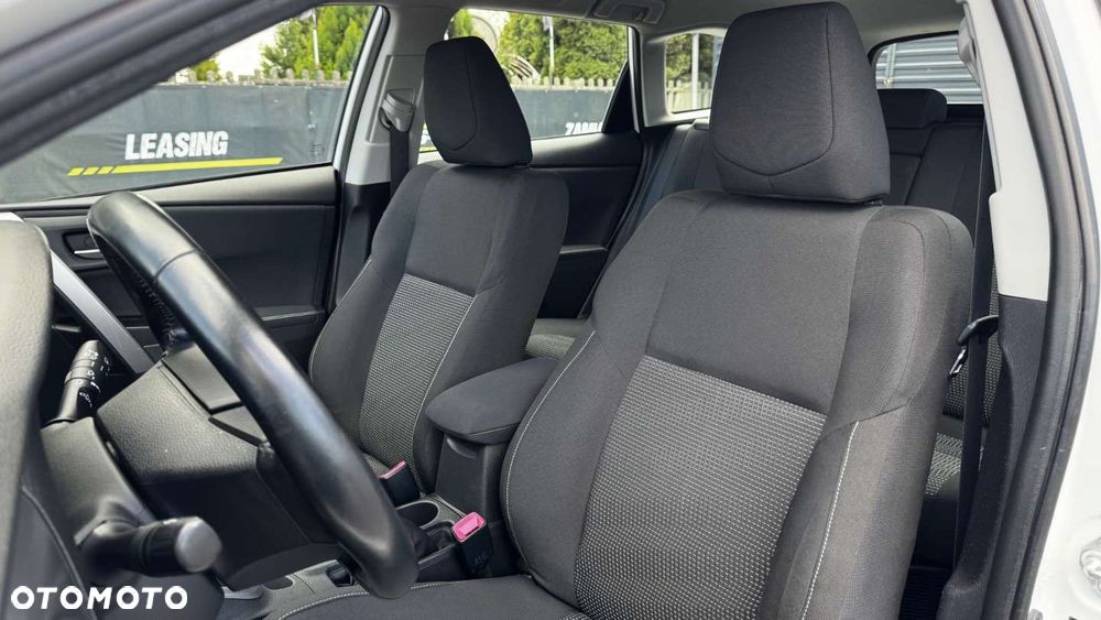Toyota Auris - 20