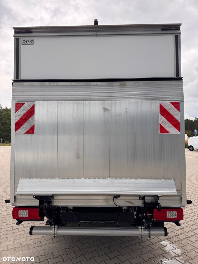 Mercedes-Benz Sprinter - 7
