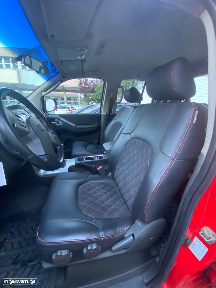 Nissan Navara 2.5 dCi CD LE Hi-Tech +P.Premium 4WD - 16