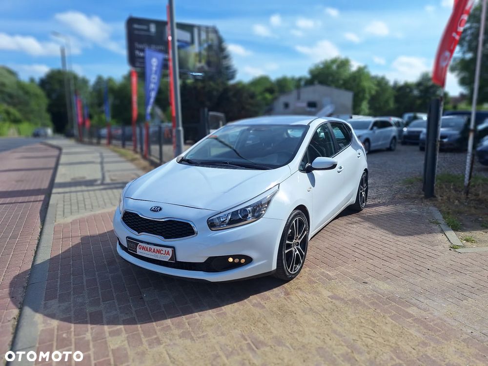Kia Ceed 1.4 CVVT Attract - 2