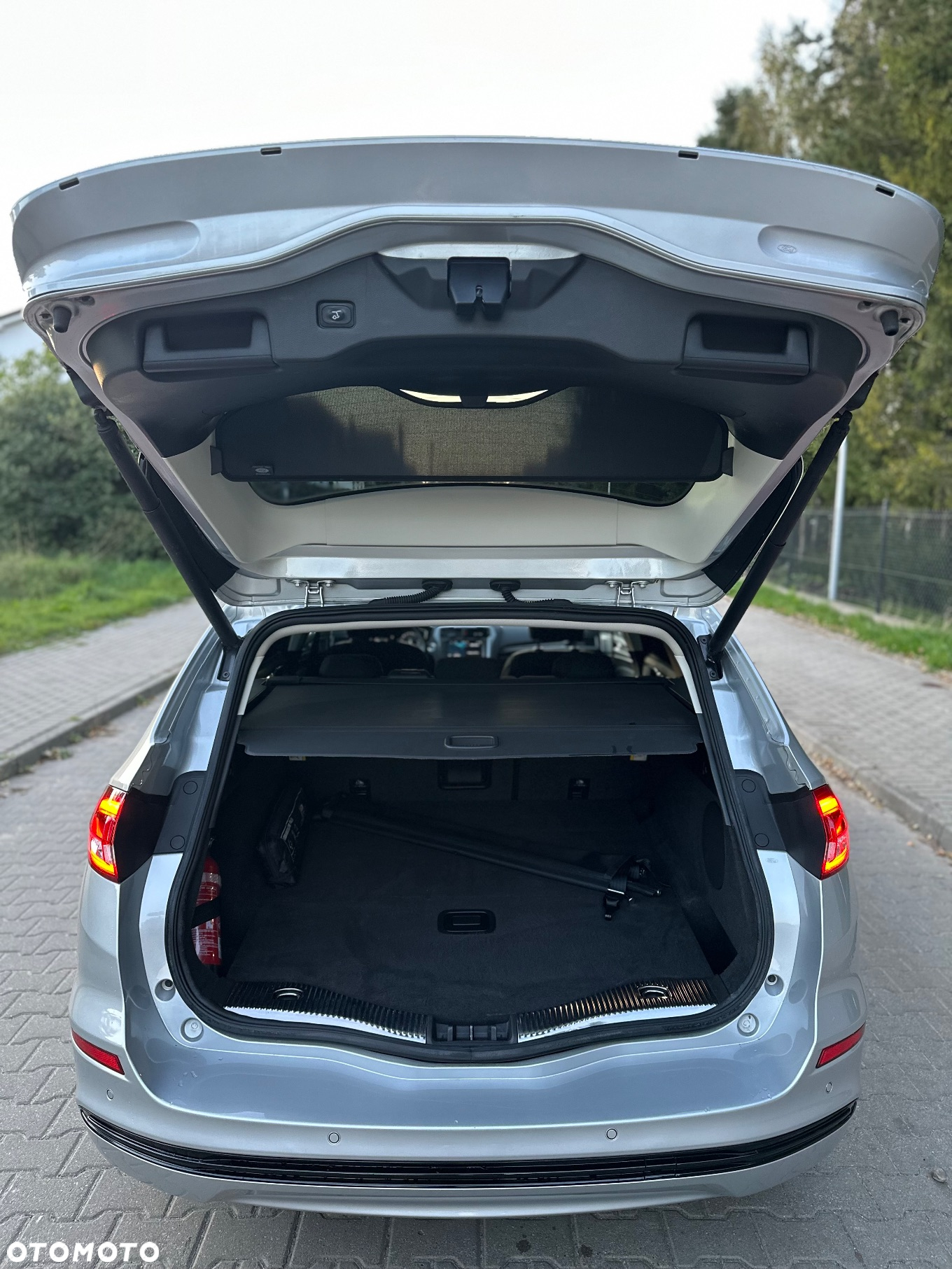 Ford Mondeo 2.0 EcoBlue Titanium - 13