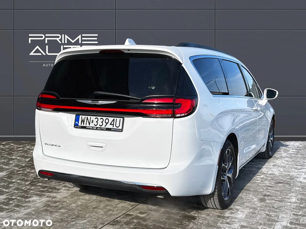 Chrysler Pacifica - 8