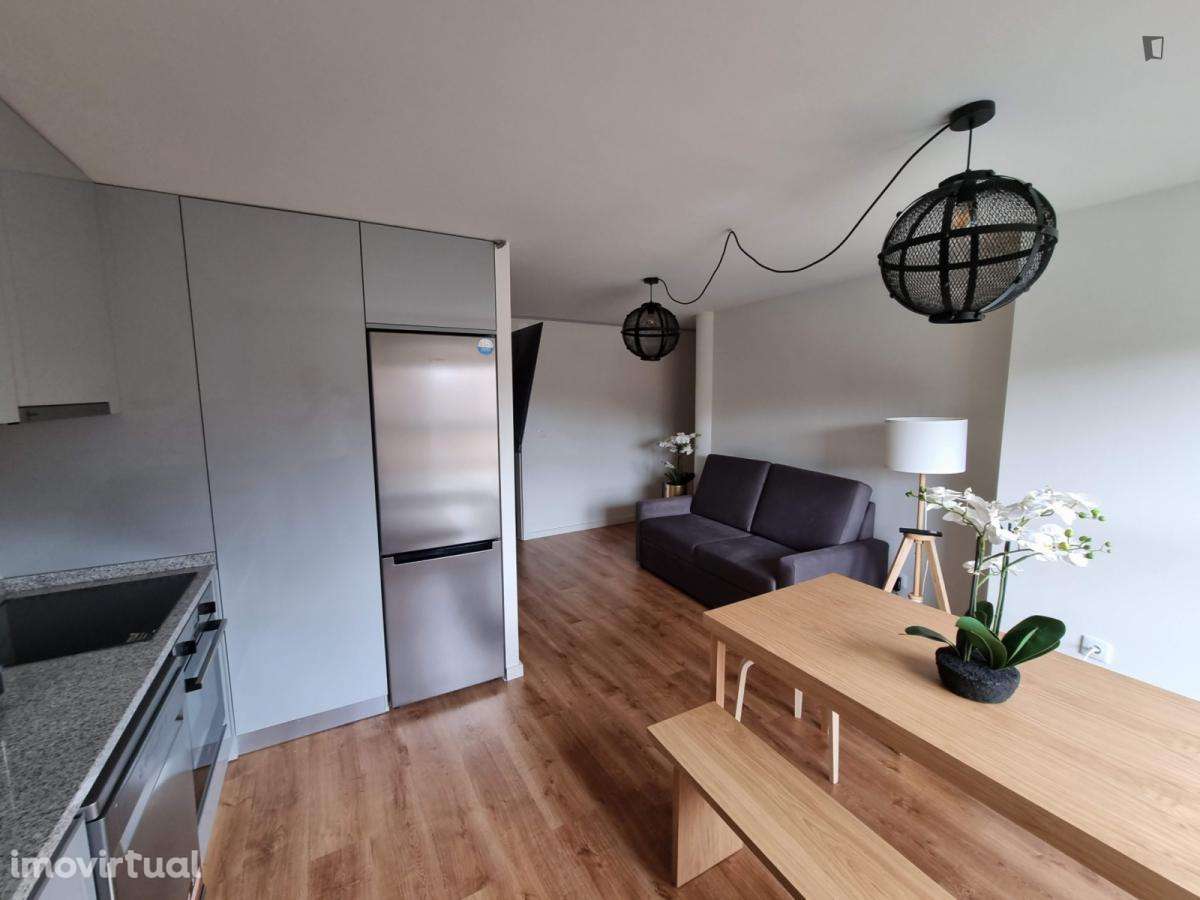 Quarto - localizado em Senhora da Hora Porto - Grande imagem: 5/20