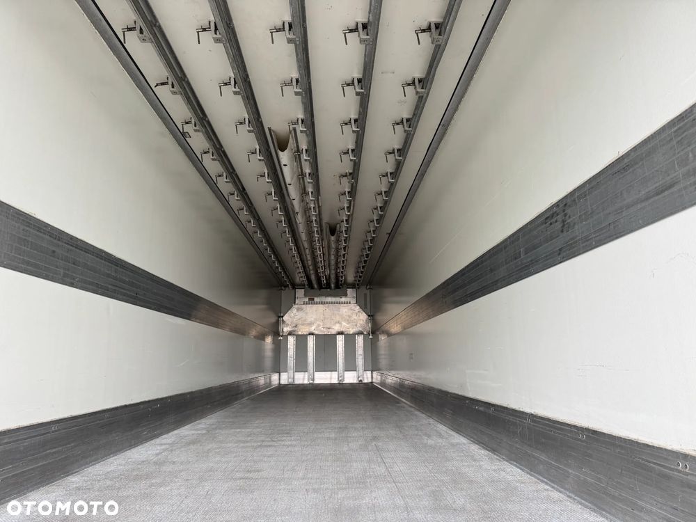 Krone Hakowa, Carrrier Vector 1550 - 13