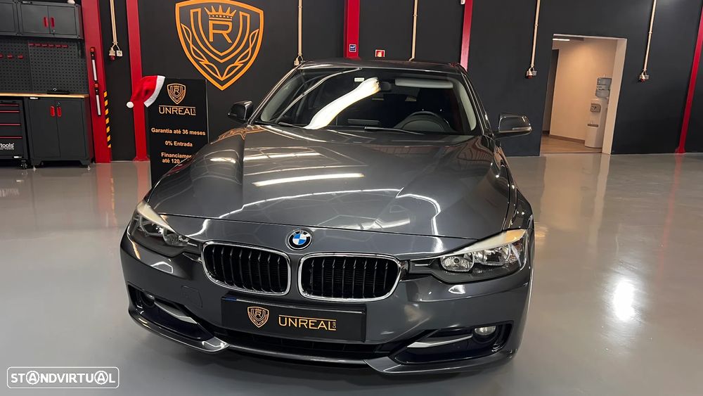 BMW 318 d Touring Auto Line Sport - 22