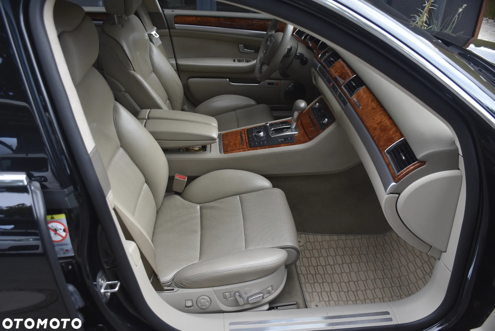 Audi A8 6.0 quattro Langversion - 9
