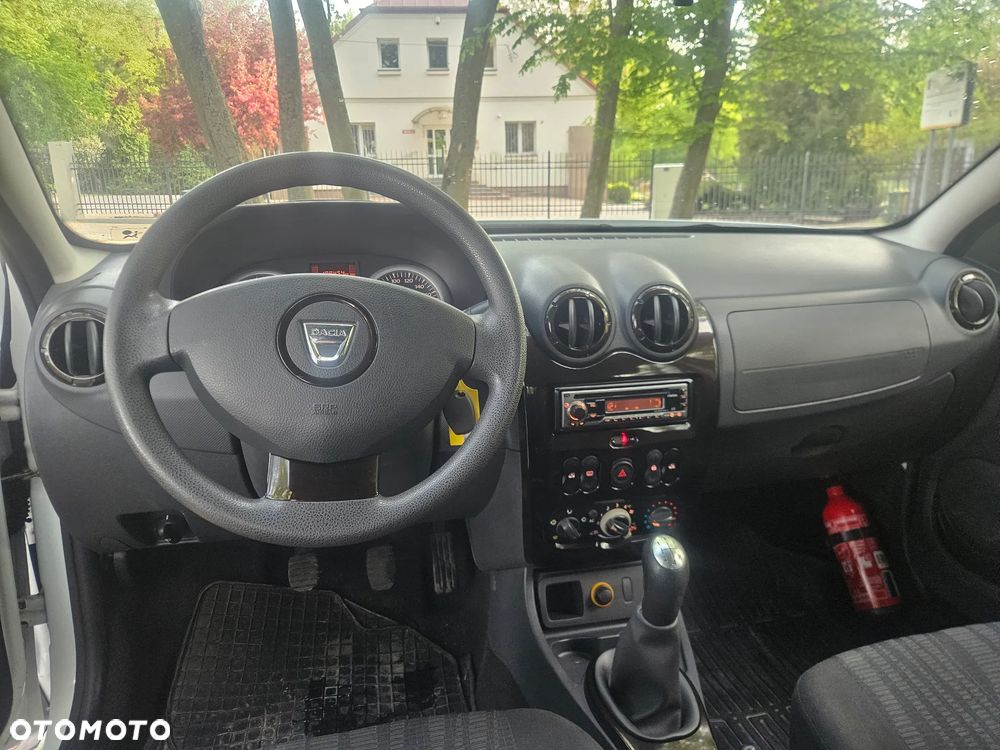 Dacia Duster 1.6 16V 4x2 Essentiel - 11