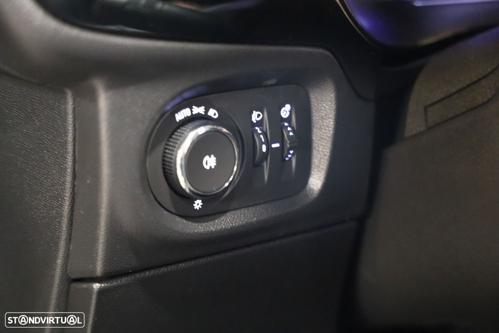 Opel Corsa 1.2 T GS - 12