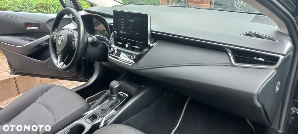 Toyota Corolla 1.8 Hybrid Comfort - 16