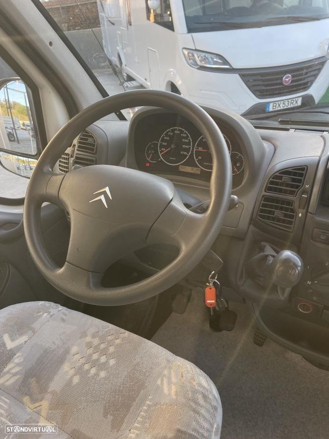 Fleurette Le Grebe Chassis Alko cama francesa - 16