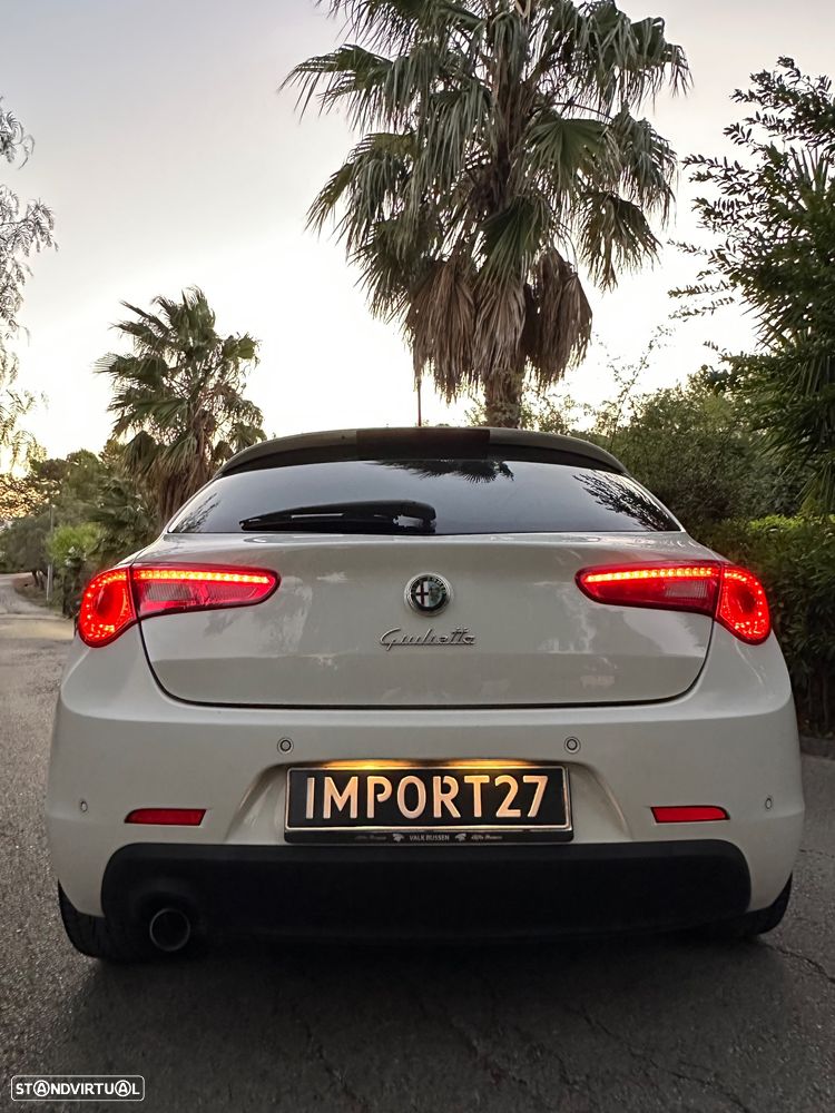 Alfa Romeo Giulietta 1.6 JTDm Sprint Speciale J18 - 21