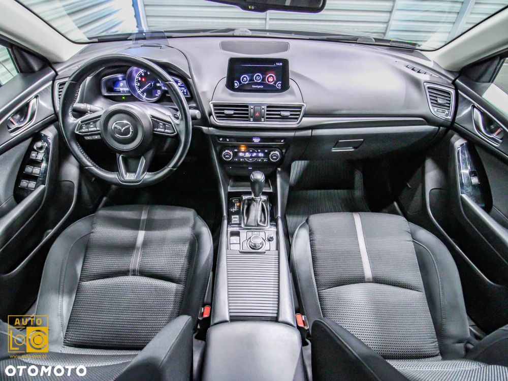 Mazda 3 2017 photo 4