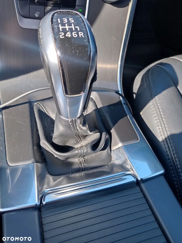 Volvo XC 60 D4 Summum - 11