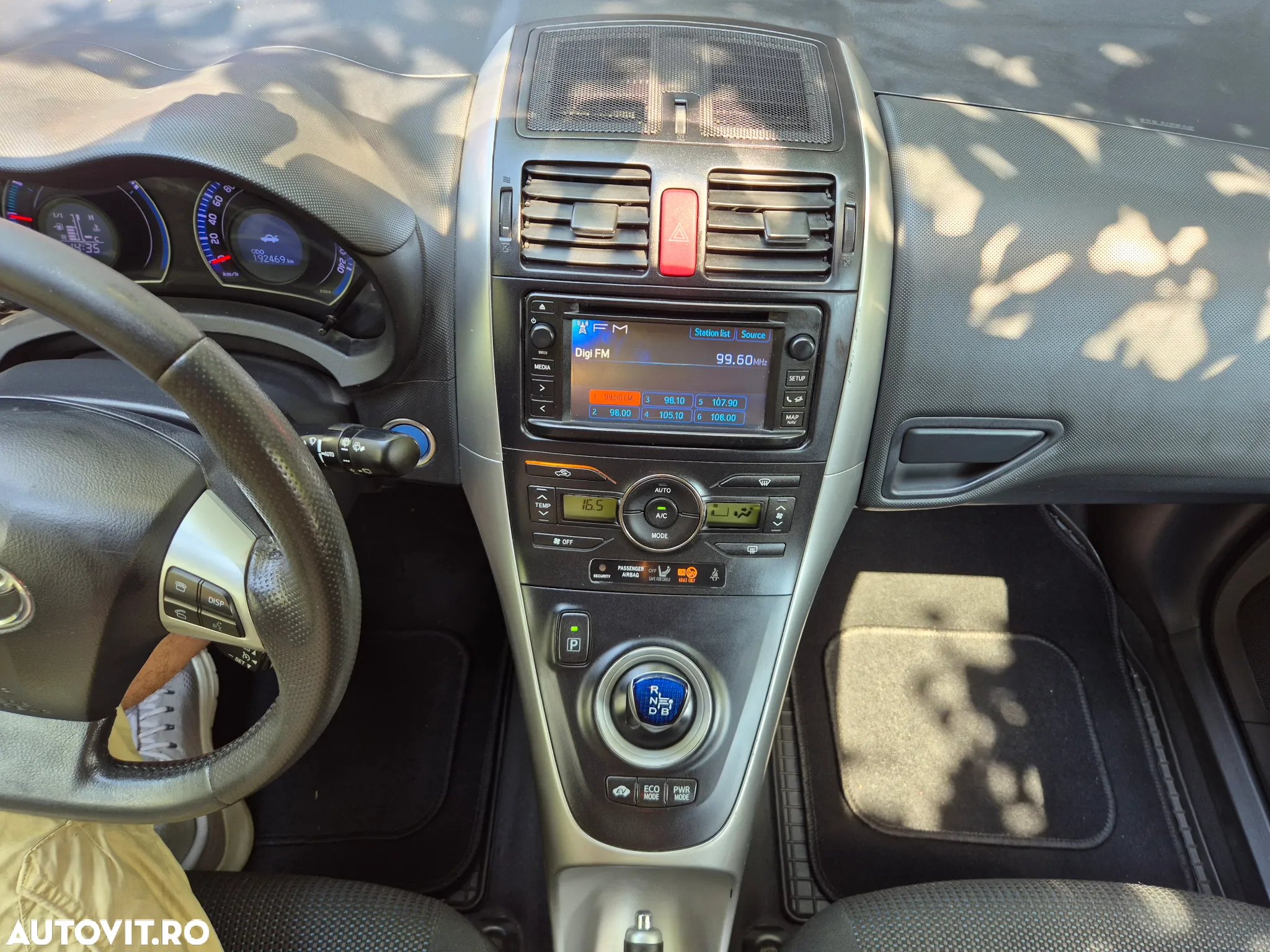Toyota Auris - 28