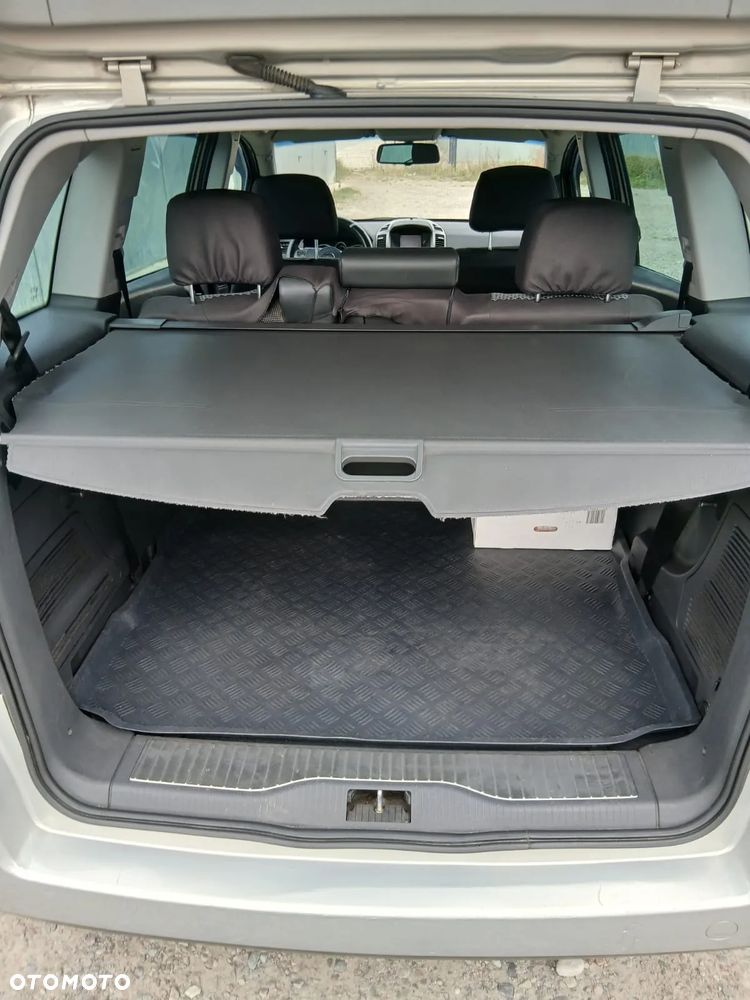 Opel Zafira - 8