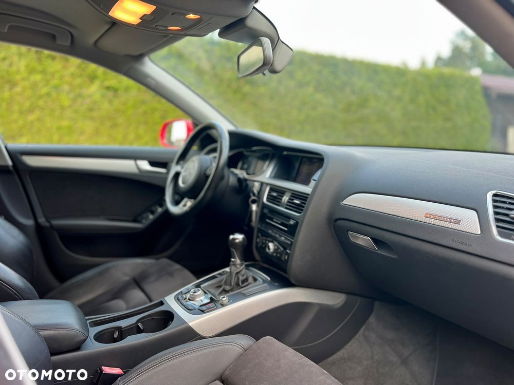 Audi A4 Avant 2.0 TDI DPF quattro S line Sportpaket - 13