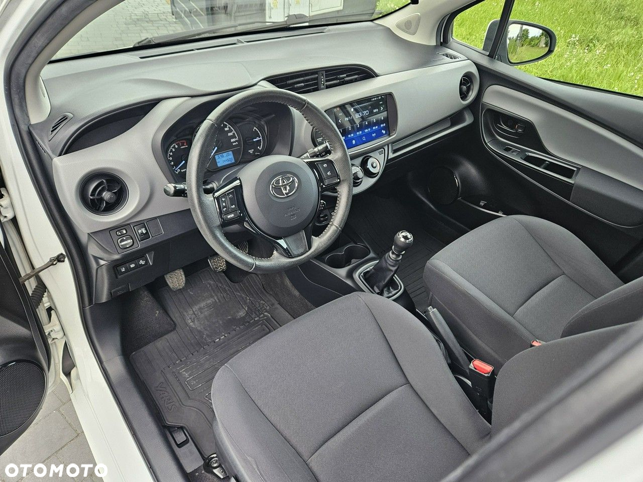 Toyota Yaris - 13