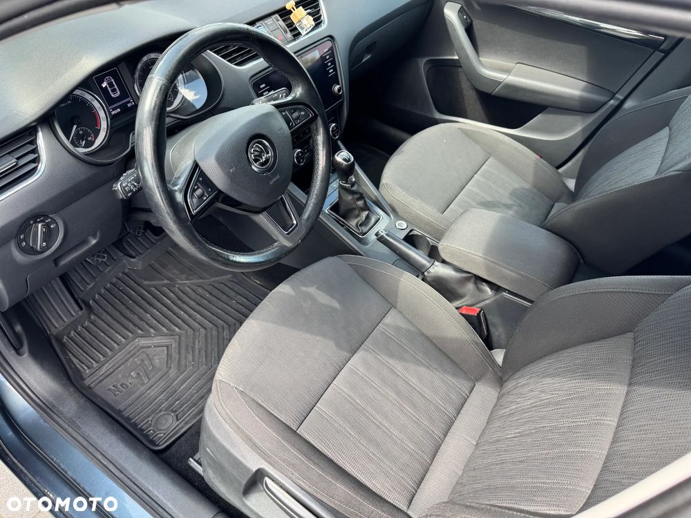 Skoda Octavia 1.6 TDI Business - 8