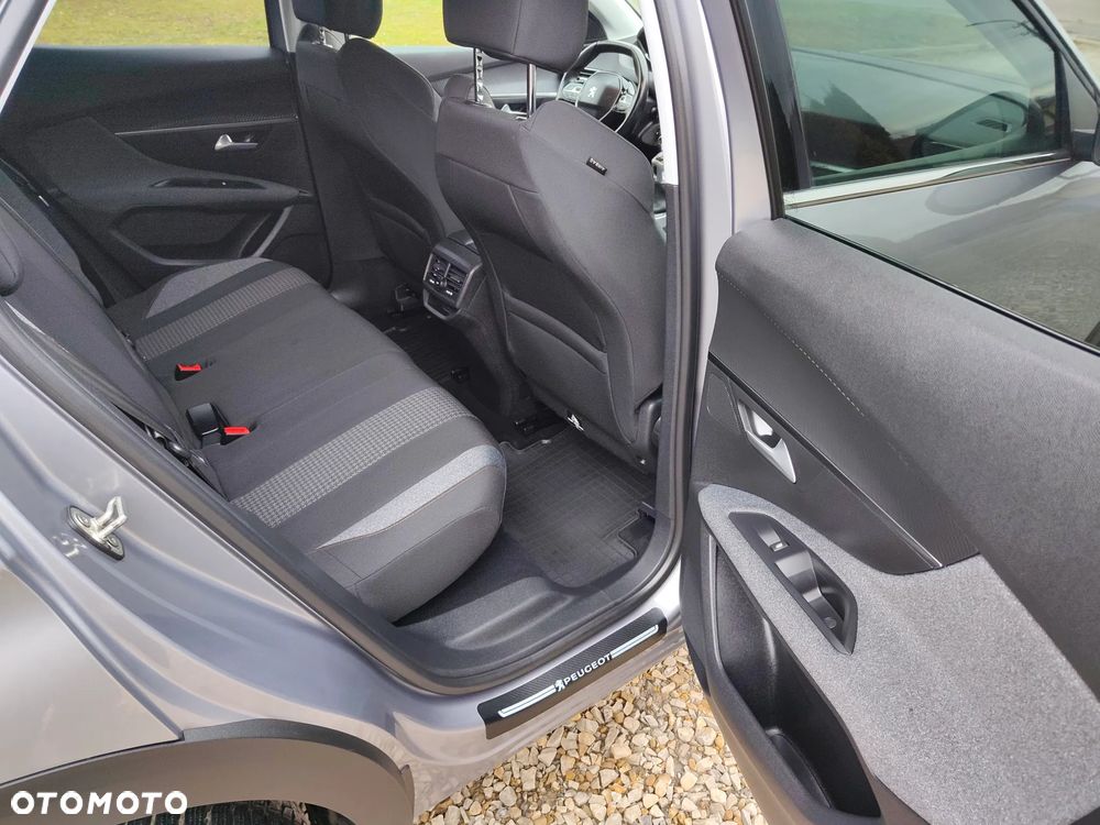 Peugeot 3008 BlueHDi 130 Stop & Start Allure - 26