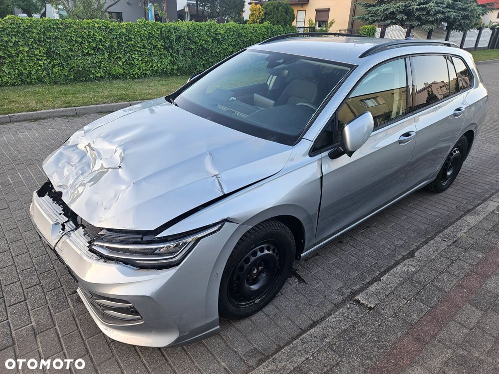 Volkswagen Golf 1.5 TSI Life Plus - 2