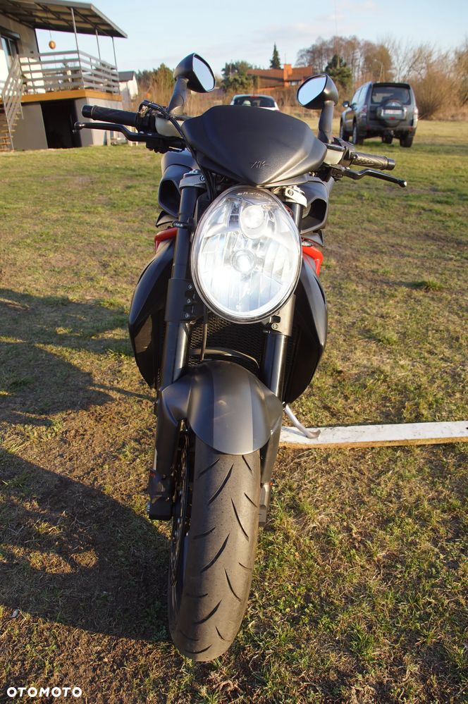 MV AGUSTA Brutale - 18