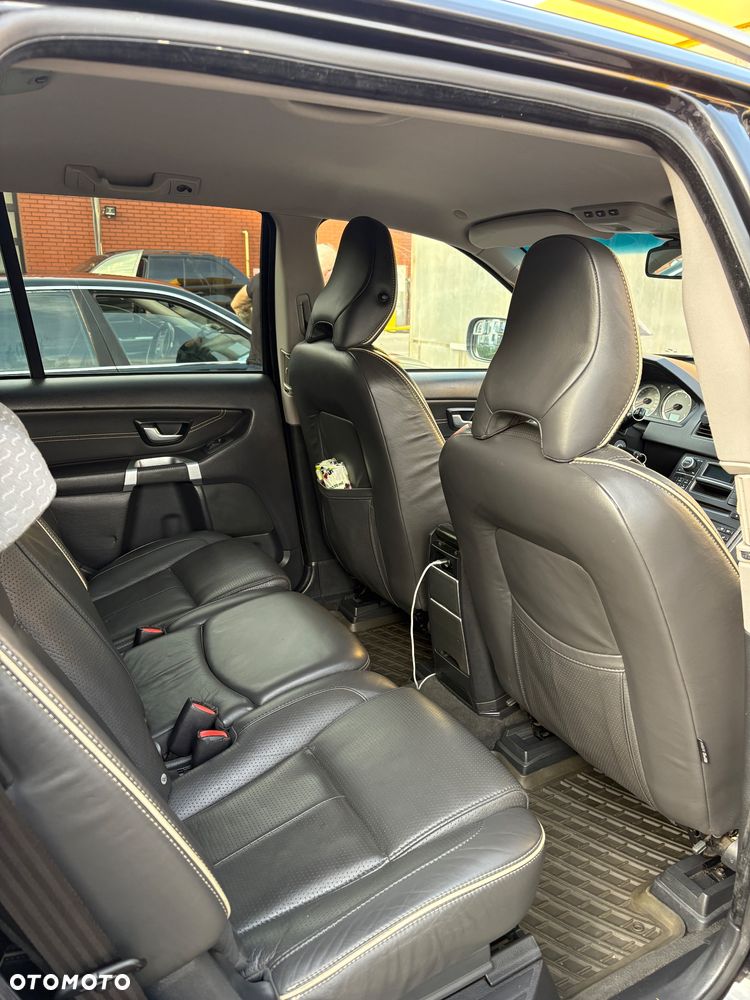 Volvo XC 90 D5 AWD Executive - 24