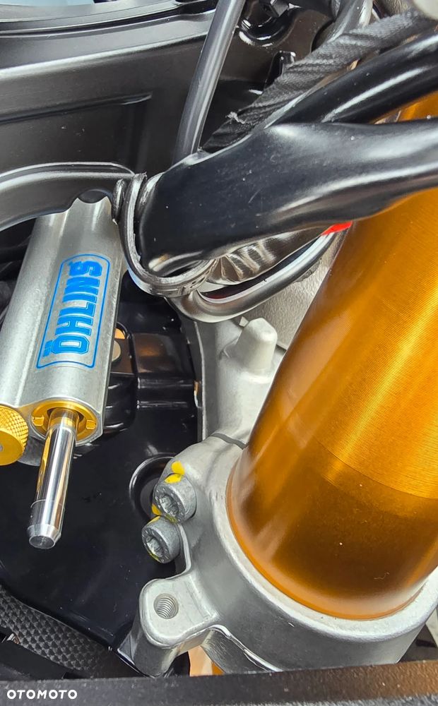 Aprilia RSV - 27
