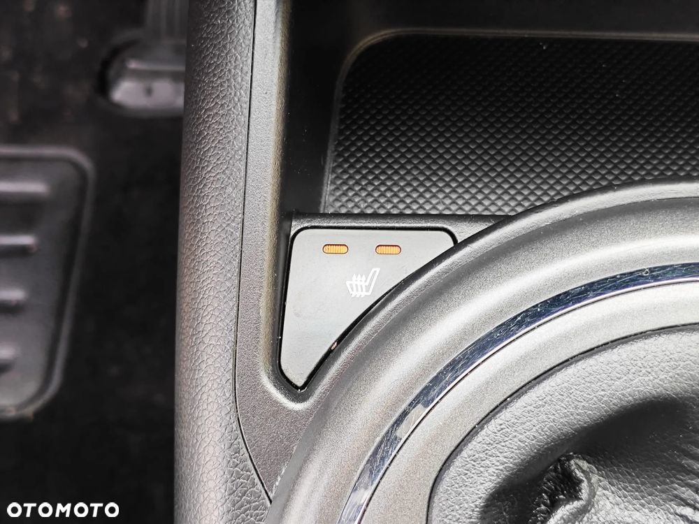 Kia Sportage 2.0 CRDI 2WD Attract - 38