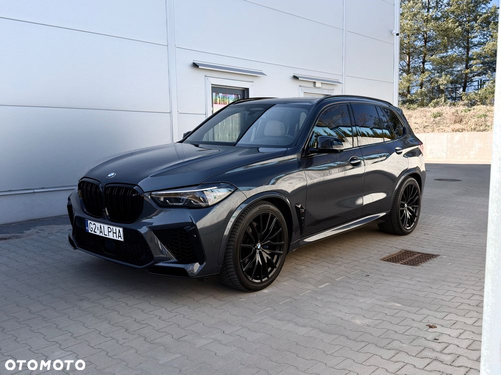 BMW X5 M M50i - 12