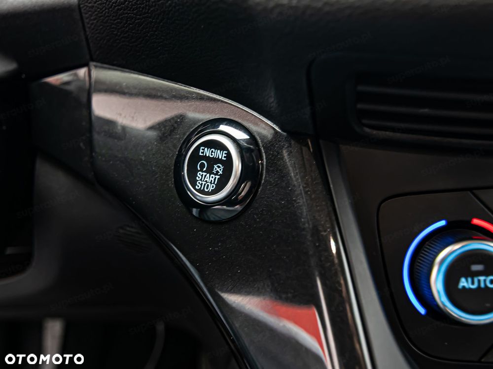 Ford Kuga - 16
