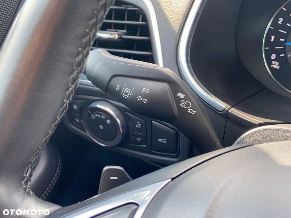 Ford S-Max - 24