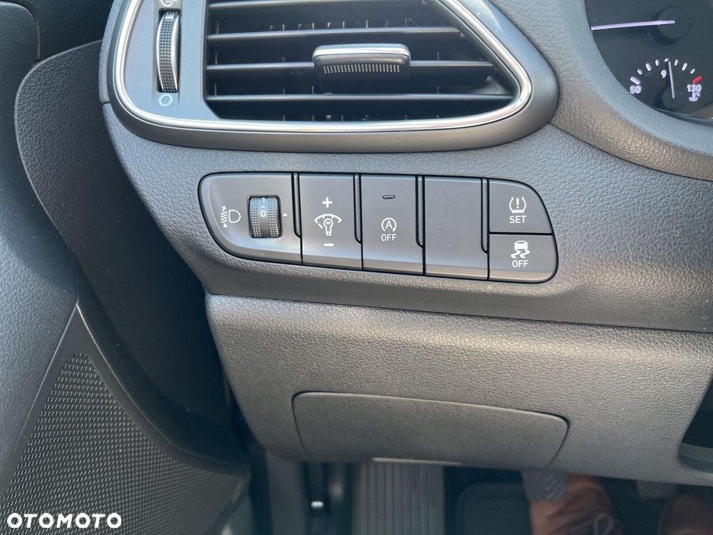 Hyundai i30 - 17