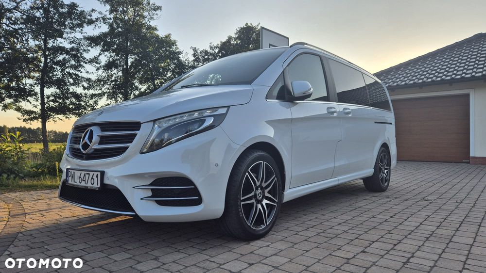 Mercedes-Benz Klasa V - 1