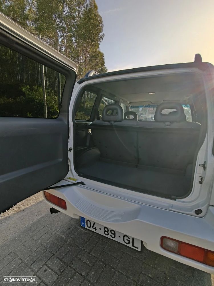 Nissan Terrano - 6