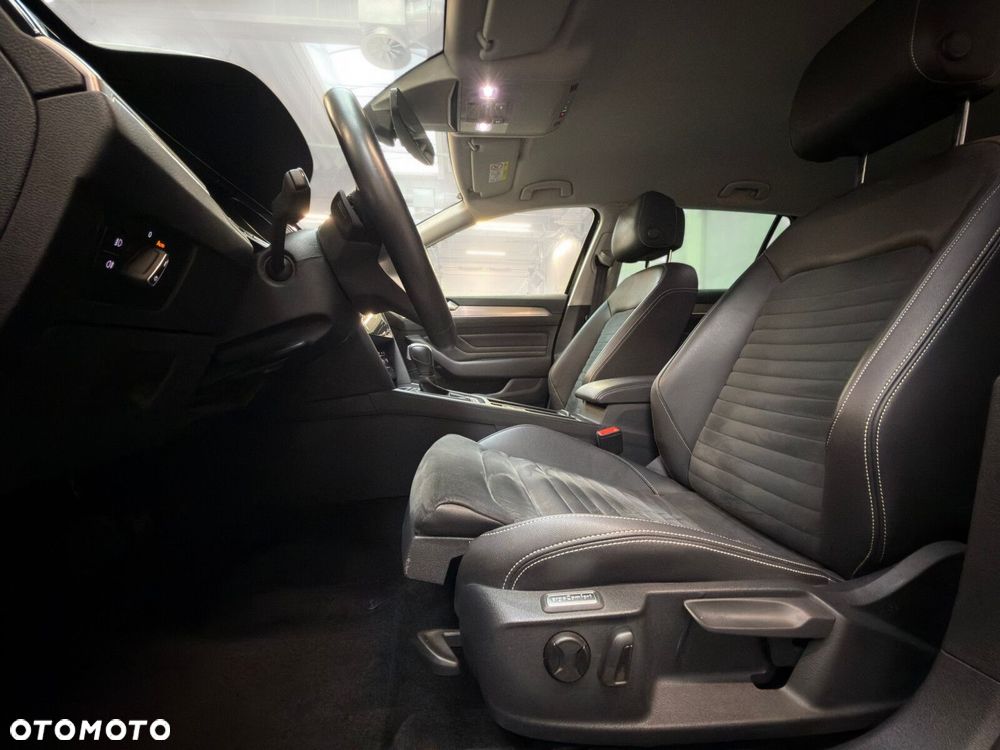 Volkswagen Passat Variant 1.5 TSI EVO Elegance DSG - 22