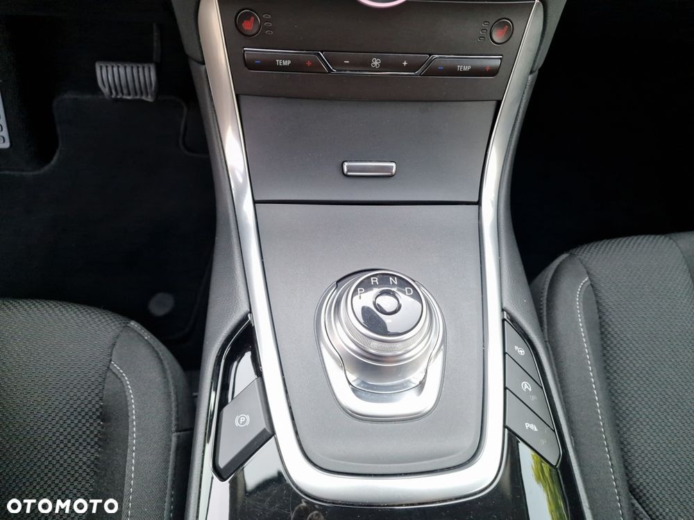 Ford S-Max 2.0 EcoBlue Titanium - 37